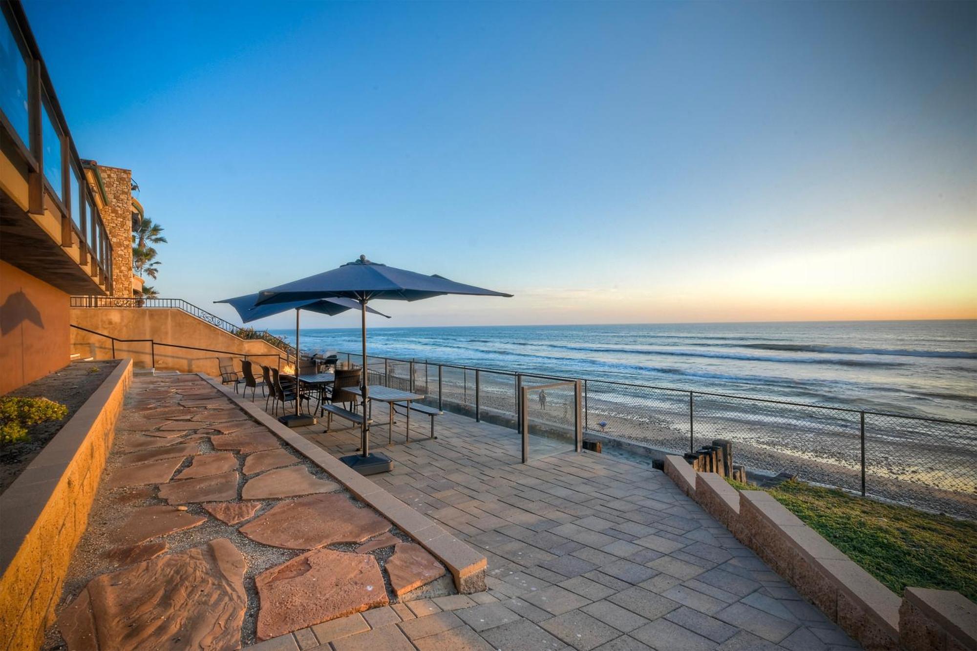 Oceanfront Getaway - Ocean Views - Fire Pit - Bbq - Beach Access Βίλα Κάρλσμπαντ Εξωτερικό φωτογραφία