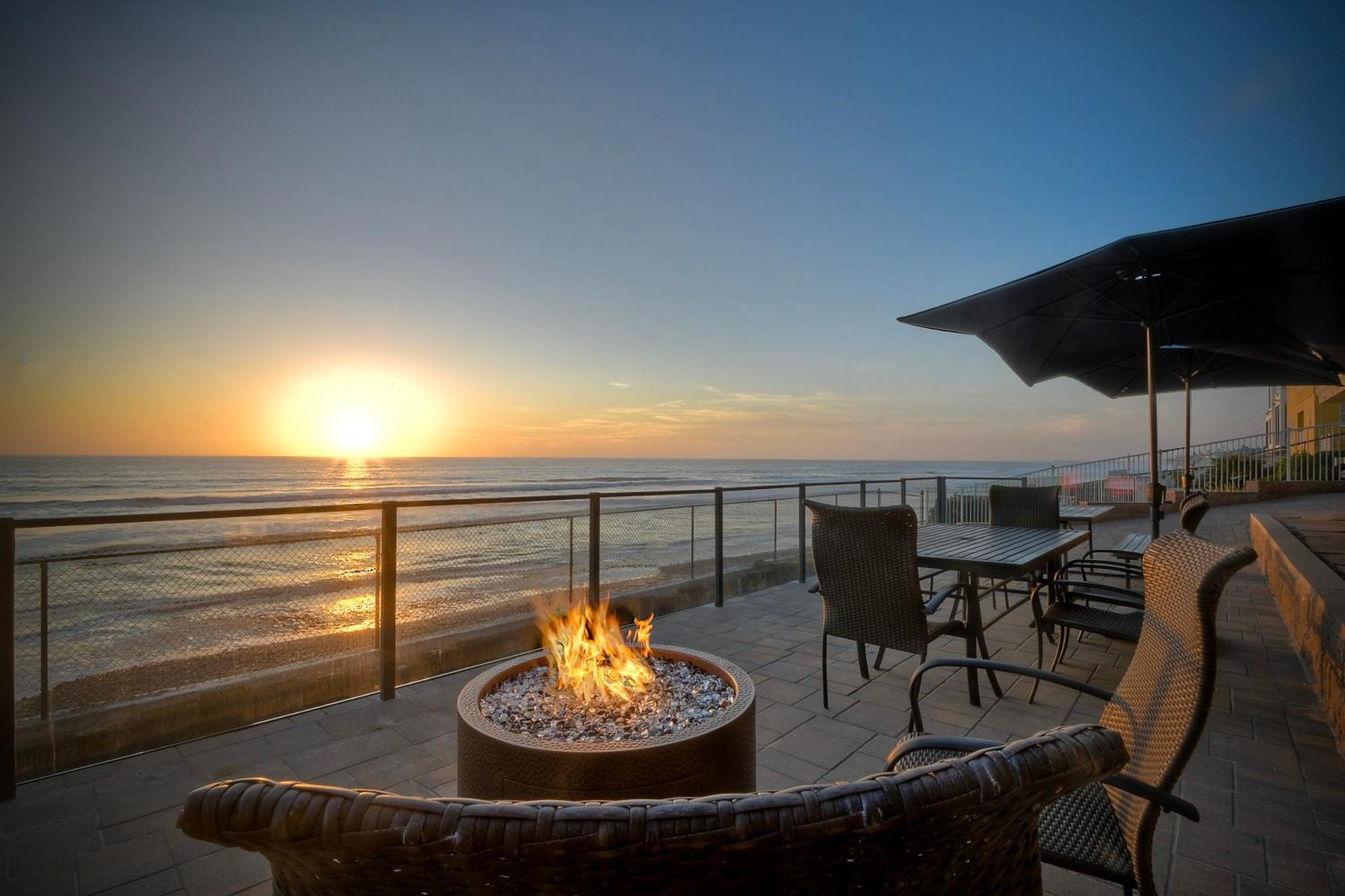 Oceanfront Getaway - Ocean Views - Fire Pit - Bbq - Beach Access Βίλα Κάρλσμπαντ Εξωτερικό φωτογραφία